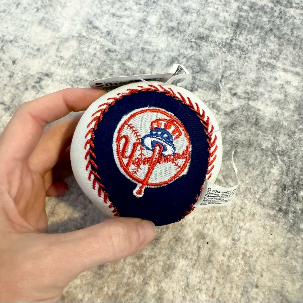 MLB Talking Smashers plush baseball - YANKEES - AS IS